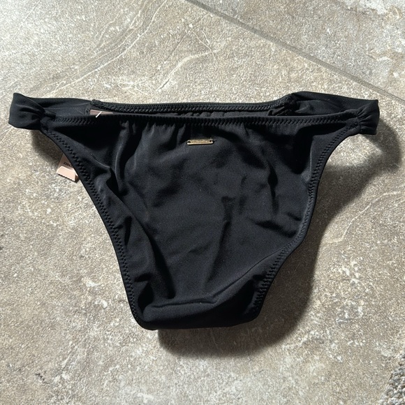 NWT Victoria’s Secret Black Swim bottoms - Picture 2 of 4